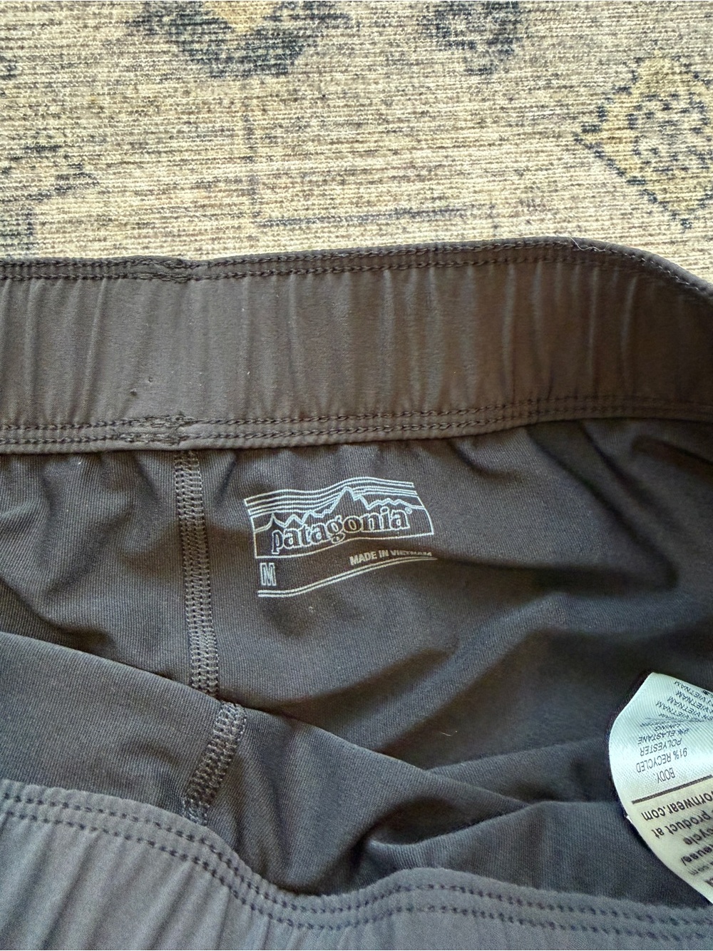 Patagonia women’s fleetwith skort size medium - Picture 3 of 7